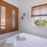 J R Dream House 奎特里拉