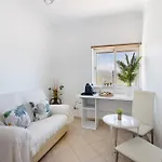 J R Dream House 别墅 奎特里拉