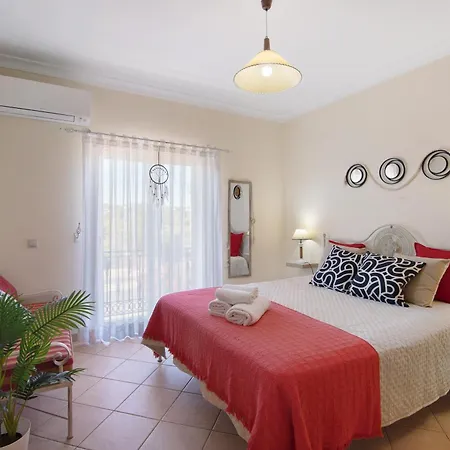 Villa J R Dream House Quarteira
