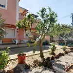 J R Dream House Quarteira