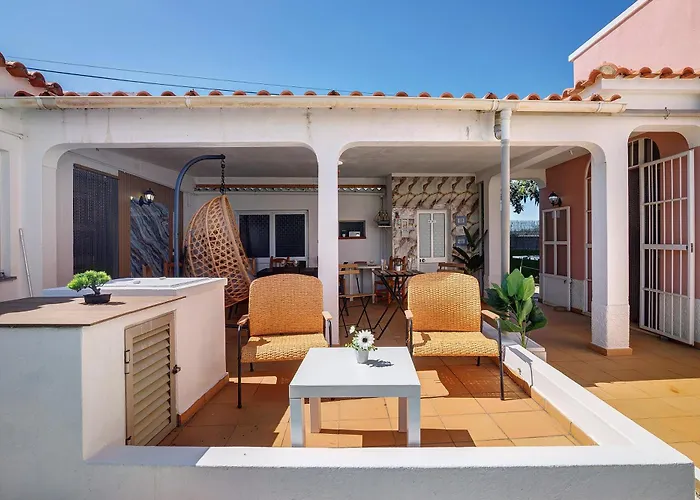 J R Dream House Quarteira