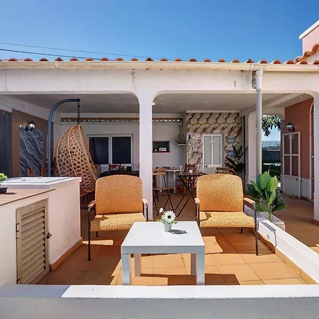 J R Dream House Quarteira