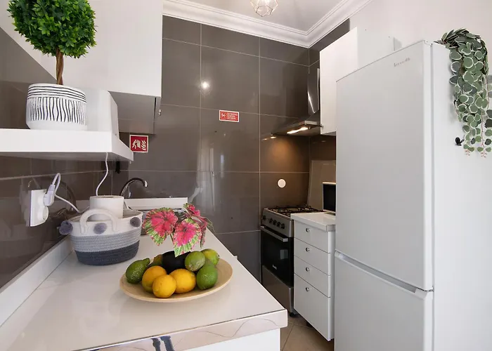 J R Dream House * Quarteira