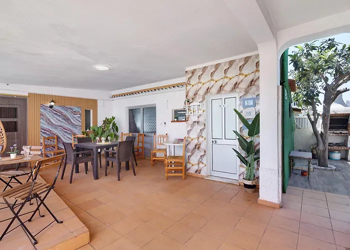 J R Dream House Quarteira